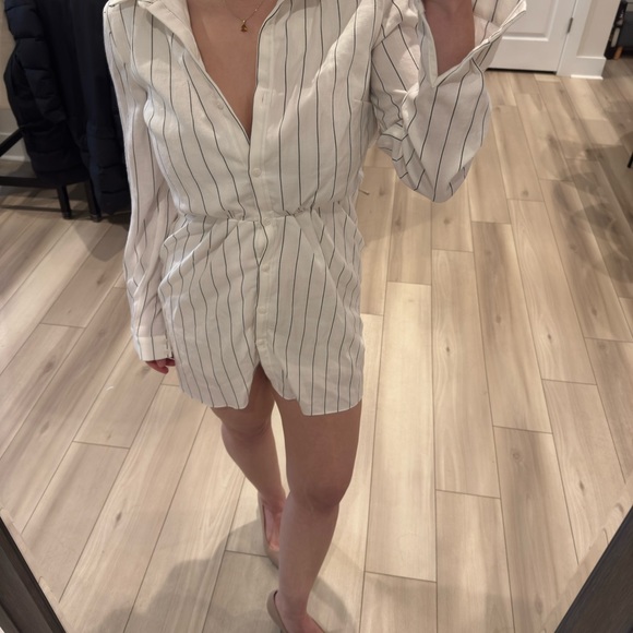 L'Academie Ivory and Black Striped Shirt - Picture 3 of 6